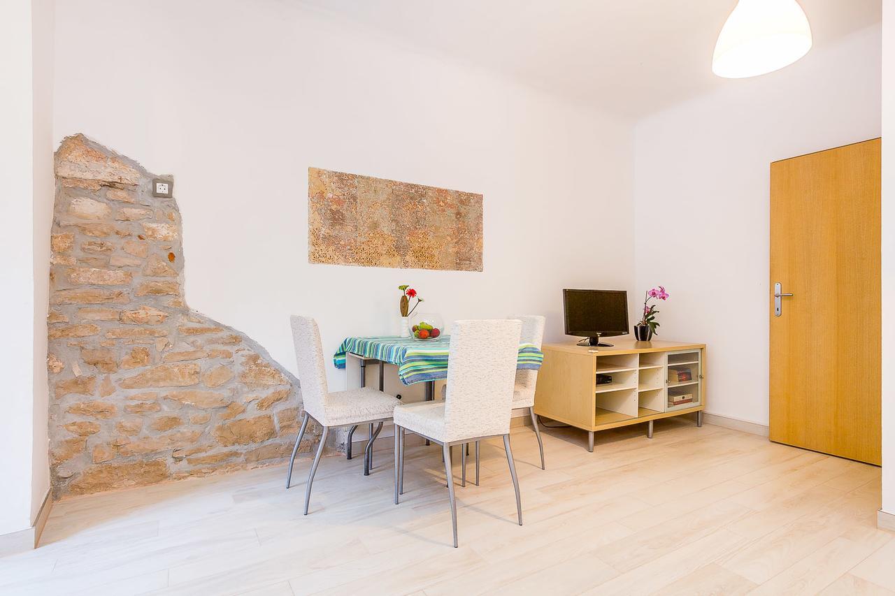 Apartment Rustico Пула Экстерьер фото