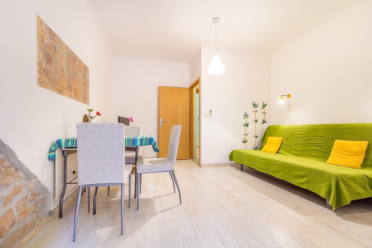 Apartment Rustico Пула Экстерьер фото