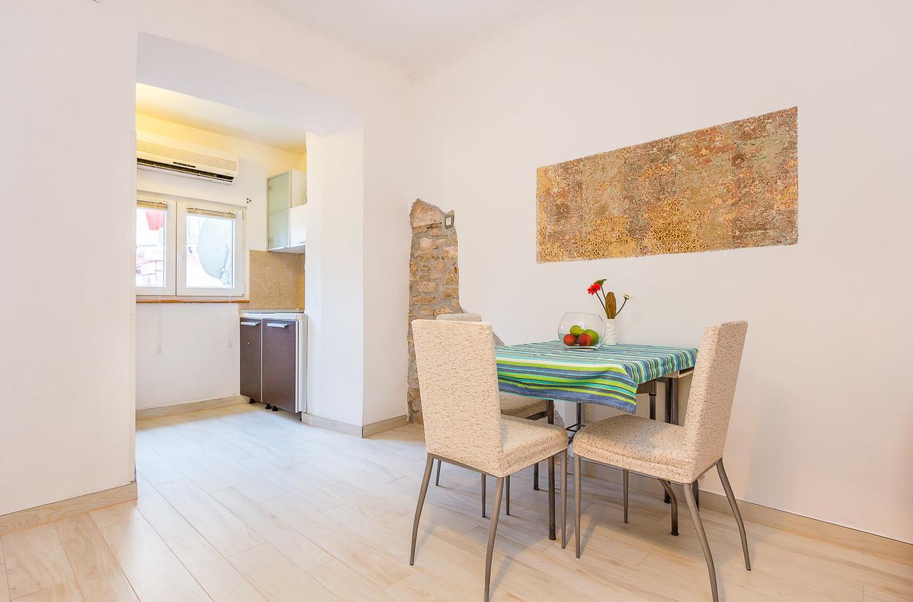 Apartment Rustico Пула Экстерьер фото